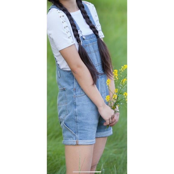 Urban Outfitters BDG Short Denim Overalls - Picture 4 of 4